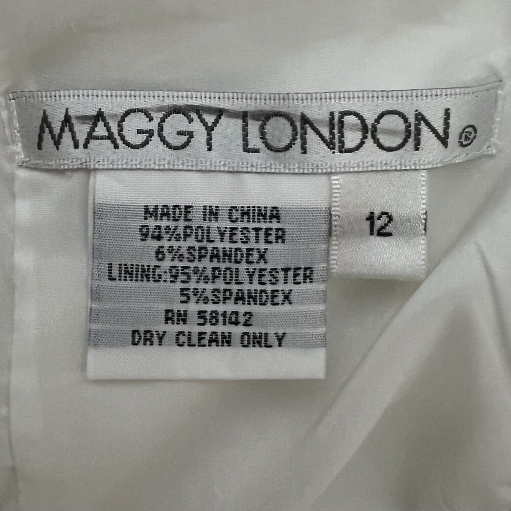MAGGY LONDON Women’s Knee Dress Size 12 White Lined Sleeveless Zipper - Picture 3 of 10